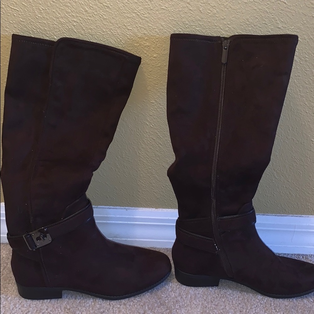 Brown boots